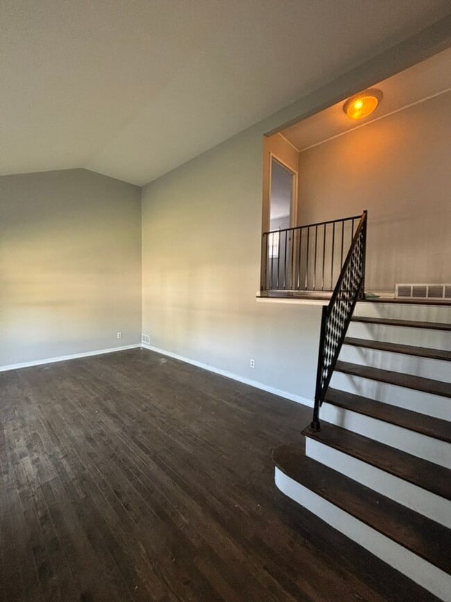 1313 Country Club Rd in Columbus, OH - Building Photo - Building Photo