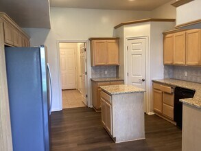 17552 Zinc Dr in Edmond, OK - Building Photo - Building Photo