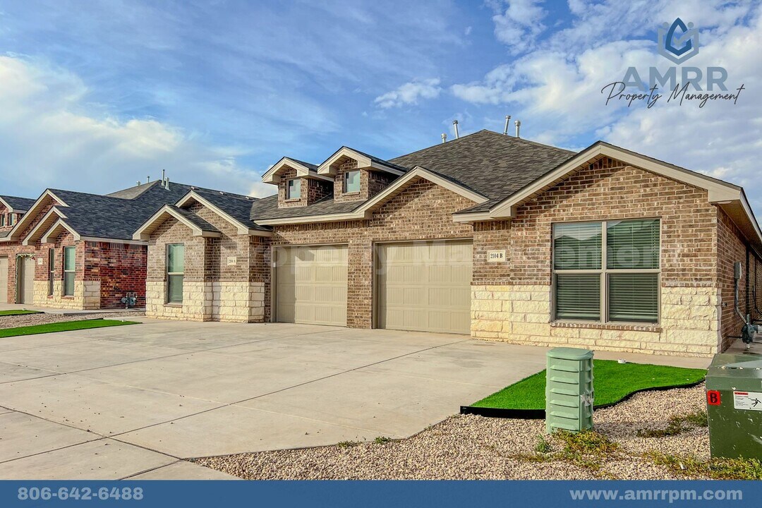 2104 N Avenue K in Lubbock, TX - Building Photo