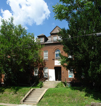 216 S Fairmount St in Pittsburgh, PA - Building Photo - Building Photo