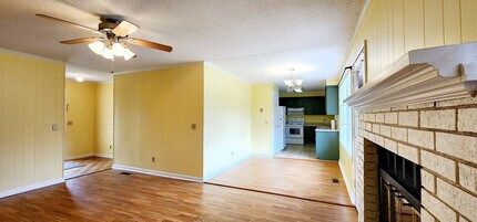5592 Cold Stream Dr in Dalzell, SC - Building Photo - Building Photo