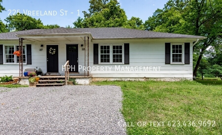 225 Vreeland St in Red Bank, TN - Building Photo