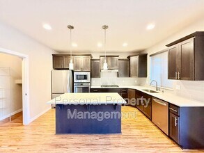 15601 NE 107th St in Vancouver, WA - Building Photo - Building Photo