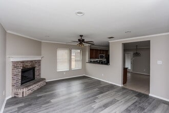 2513 Buffalo Run in Burleson, TX - Building Photo - Building Photo