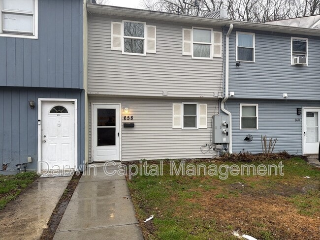 property at 658 Tara Dr