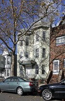 102 Cottage St in Jersey City, NJ - Building Photo