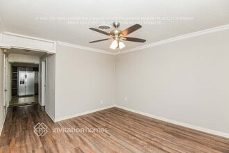 208 Ennis St in Waxahachie, TX - Building Photo - Building Photo