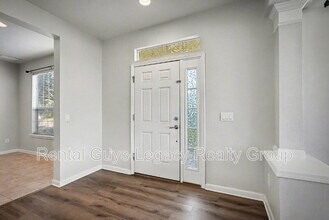 6986 Roundleaf Dr in Jacksonville, FL - Building Photo - Building Photo