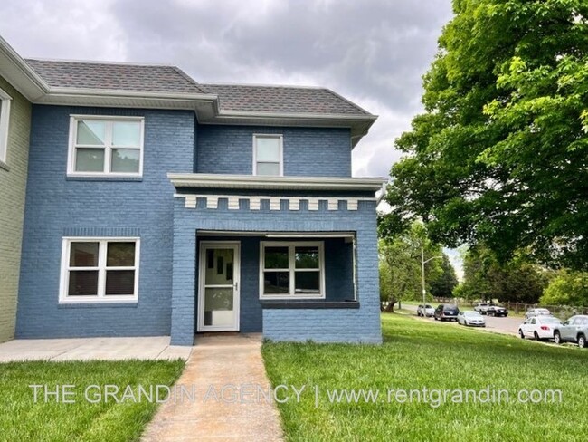 property at 1518 Wautauga St SW
