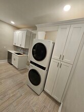 815 Maury Ave, Unit B in Norfolk, VA - Building Photo - Building Photo