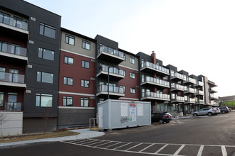 Diseno Condos in Calgary, AB - Building Photo - Building Photo