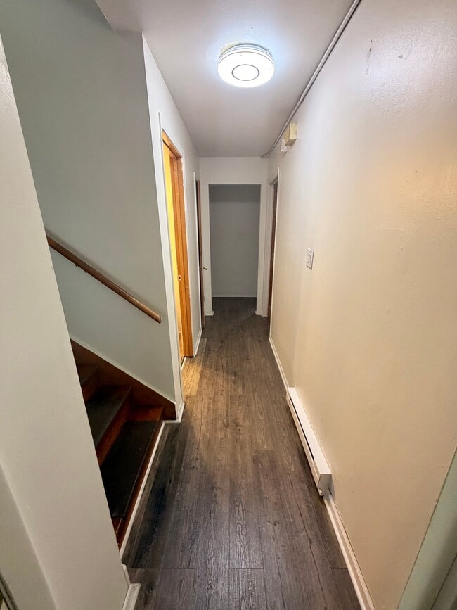 228 Trask St, Unit 1 in Aurora, IL - Building Photo - Building Photo