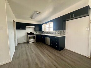 704 Yucca Ln in Brownfield, TX - Building Photo - Building Photo