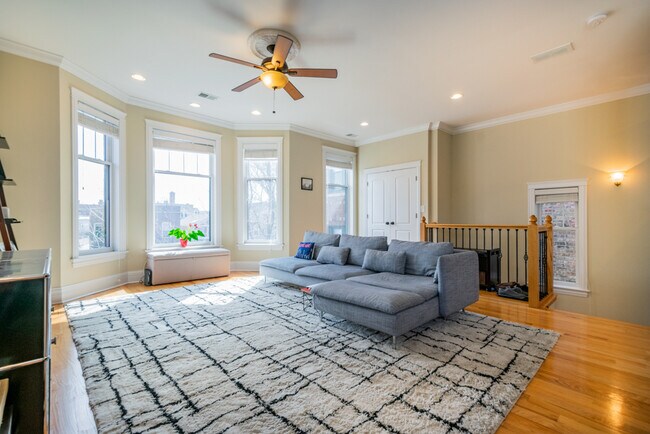 1718 W Carmen Ave in Chicago, IL - Building Photo - Building Photo