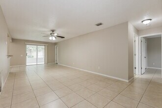 12438 Dawn Vista Dr in Riverview, FL - Building Photo - Building Photo