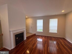 537 Ensemble Ct in Cockeysville, MD - Building Photo - Building Photo