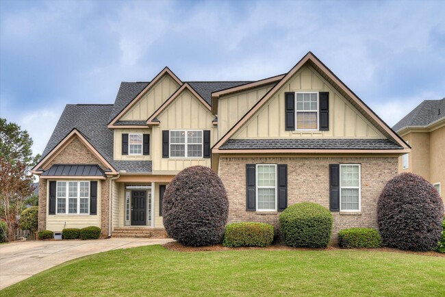 property at 898 Woody Hill Cir