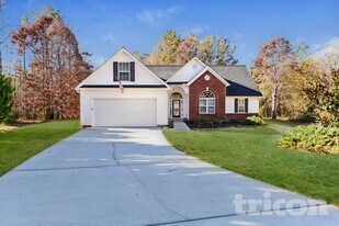 20 Tabitha Ct in Covington, GA - Building Photo