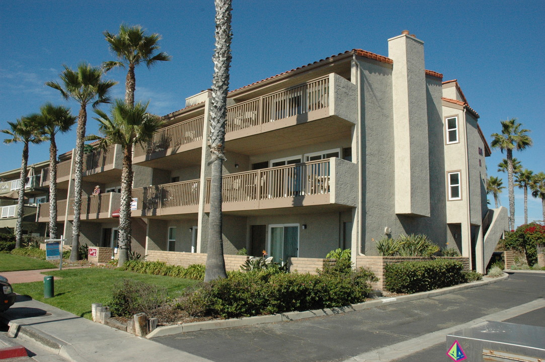 3150 Ocean St in Carlsbad, CA - Building Photo