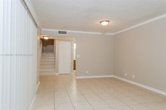 4011 Palm Bay Cir in West Palm Beach, FL - Building Photo - Building Photo