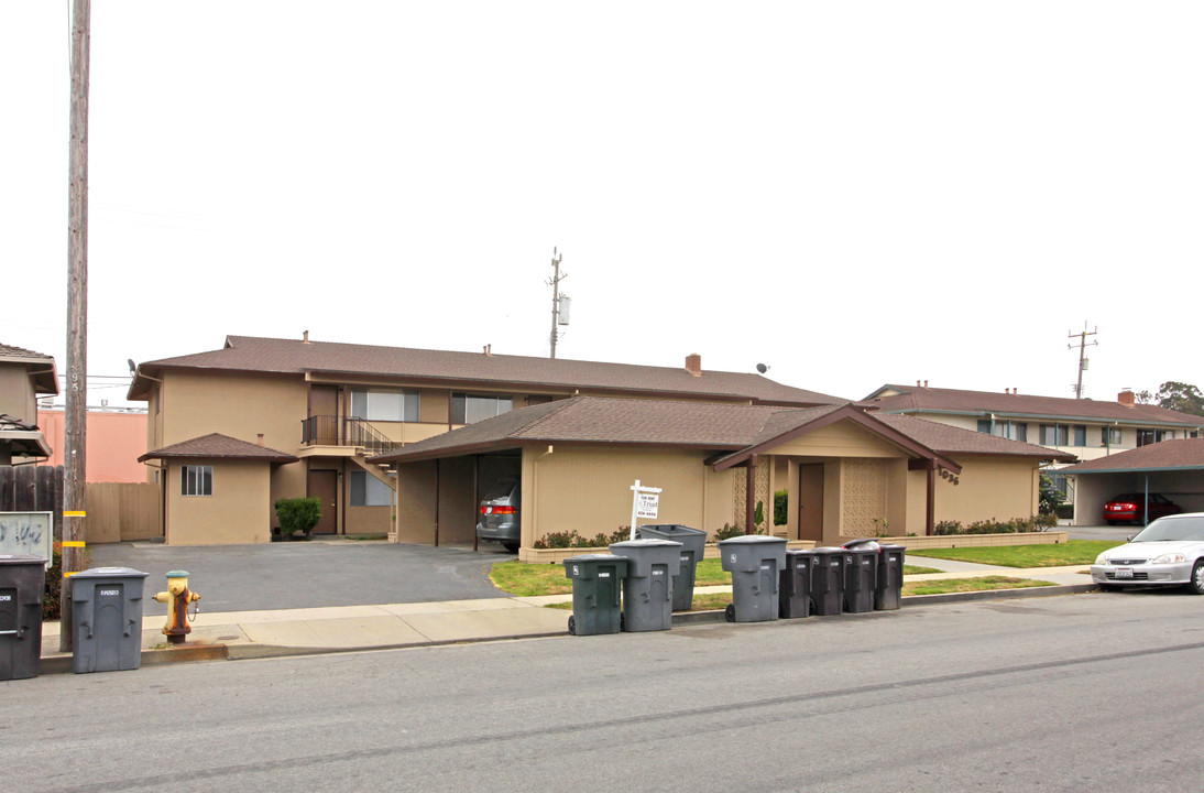 1036 Lupin Dr in Salinas, CA - Building Photo