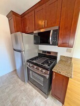 1263 Hayworth Ave, Unit 24 in West Hollywood, CA - Foto de edificio - Building Photo