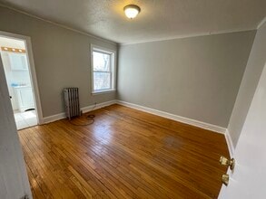 7931 S Manistee Ave in Chicago, IL - Building Photo - Building Photo