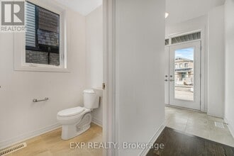 25 Canvas Crescent in Welland, ON - Building Photo - Building Photo