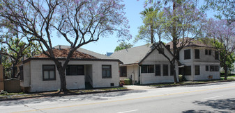 538 Del Mar Blvd Apartments