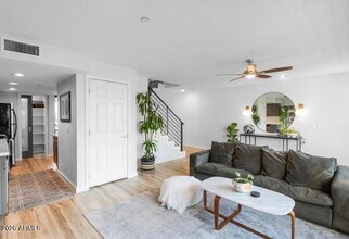 2929 N 39th St in Phoenix, AZ - Building Photo - Building Photo