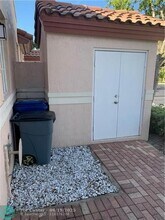3129 NW 86th Ave in Sunrise, FL - Building Photo - Building Photo