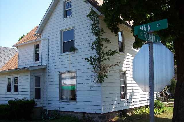 115 S Main St in Onsted, MI - Building Photo