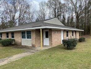 Creekside Apartments in Selma, AL - Foto de edificio - Interior Photo