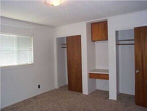 596 Florosa Ct in Mary Esther, FL - Building Photo - Building Photo