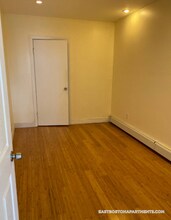 212 Maverick St, Unit 3 in Boston, MA - Building Photo - Building Photo