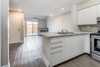 41 Vly Vw Rd in Kitchener, ON - Building Photo - Building Photo