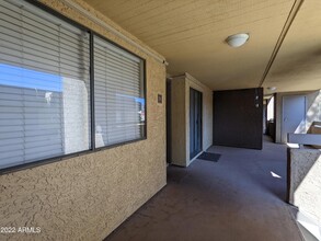 3535 W Tierra Buena Ln, Unit 273 in Phoenix, AZ - Building Photo - Building Photo