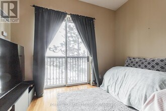 2737 Keele St in Toronto, ON - Building Photo - Building Photo