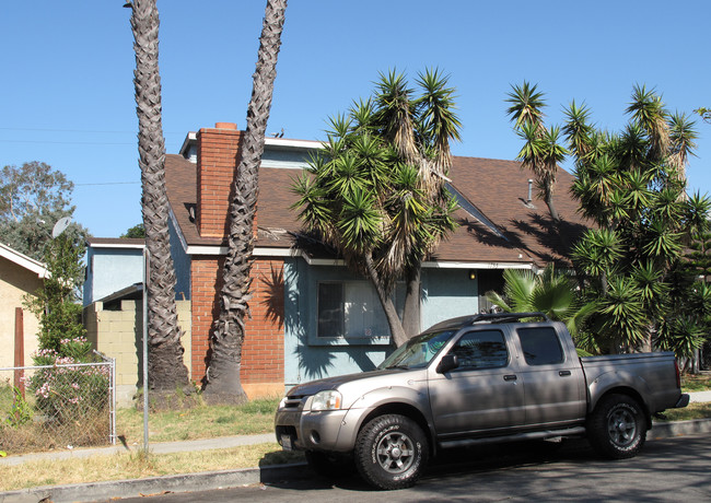 1755 Freeman Ave in Long Beach, CA - Foto de edificio - Building Photo