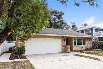 905 Evelyn Ave in Clearwater, FL - Building Photo - Building Photo