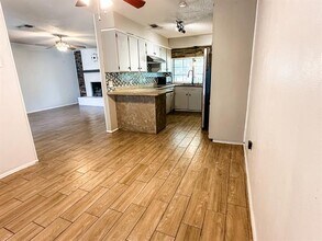 3709 Wendell Dr in North Richland Hills, TX - Building Photo - Building Photo