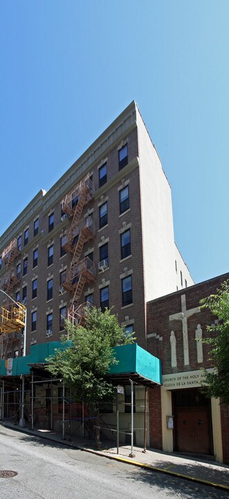 Milagrosa Apartments in New York, NY - Building Photo