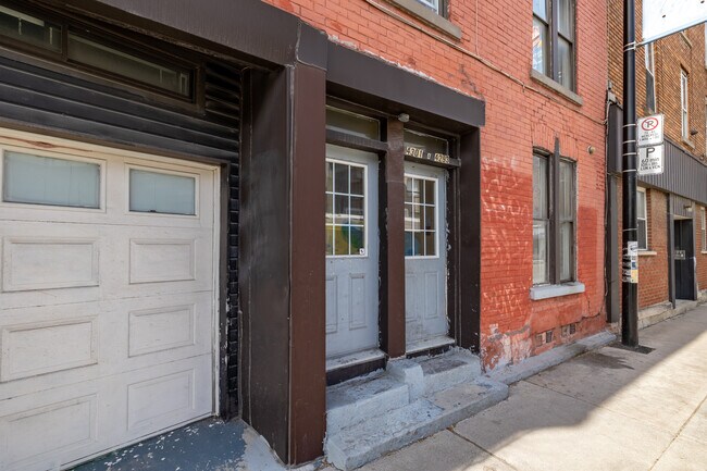 4293 Saint-Jacques in Montréal, QC - Building Photo - Building Photo