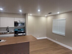 2267 NW 52nd Ct, Unit 2267 in Tamarac, FL - Foto de edificio - Building Photo