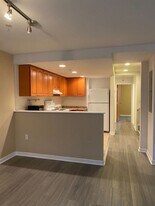 735 Walnut St in Philadelphia, PA - Building Photo