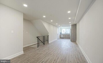 1702 N Gratz St in Philadelphia, PA - Building Photo - Building Photo
