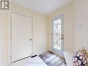 27 Penny Crescent in Markham, ON - Building Photo - Building Photo