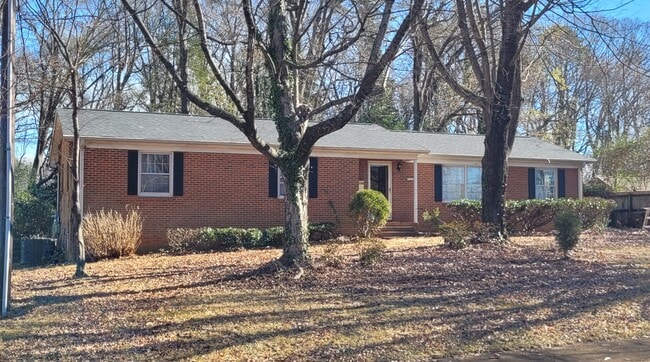 property at 703 Longview St