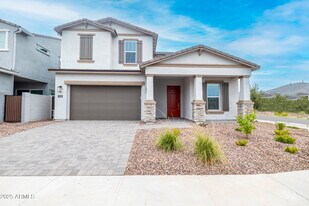 5128 E Coolbrook Ave in Scottsdale, AZ - Building Photo