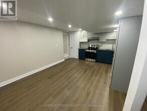 151 Autumn Ridge Trail in Kitchener, ON - Building Photo - Building Photo